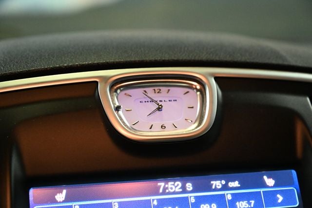 2014 Chrysler 300 Base