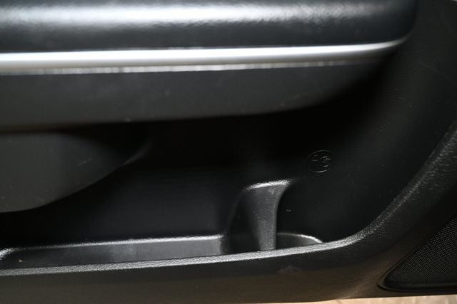 2014 Chrysler 300 Base