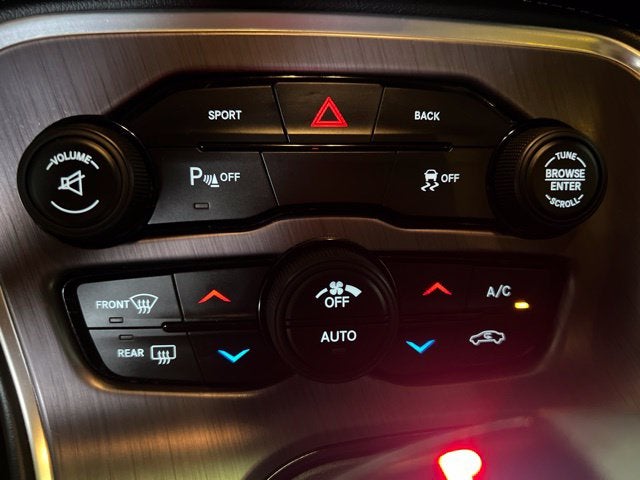 2016 Dodge Challenger SXT