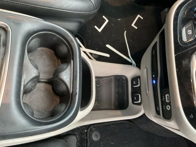 2017 Chrysler Pacifica Touring L Plus