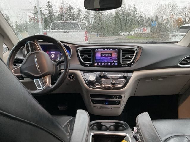 2017 Chrysler Pacifica Touring L Plus