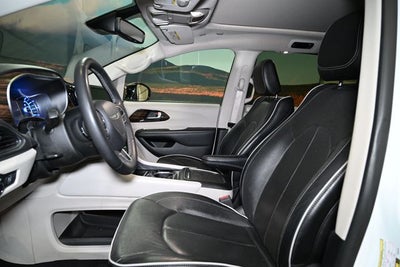 2023 Chrysler Pacifica Hybrid Limited