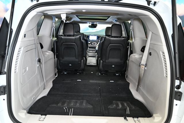 2023 Chrysler Pacifica Hybrid Limited