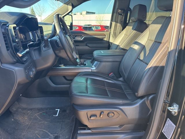 2024 Chevrolet Silverado 3500HD High Country