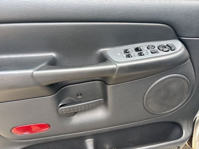 2004 Dodge Ram 2500 SLT