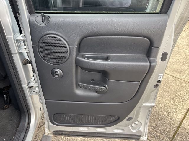 2004 Dodge Ram 2500 SLT