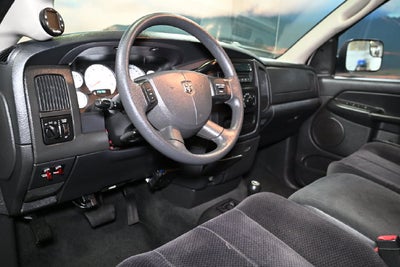 2005 Dodge Ram 3500 SLT