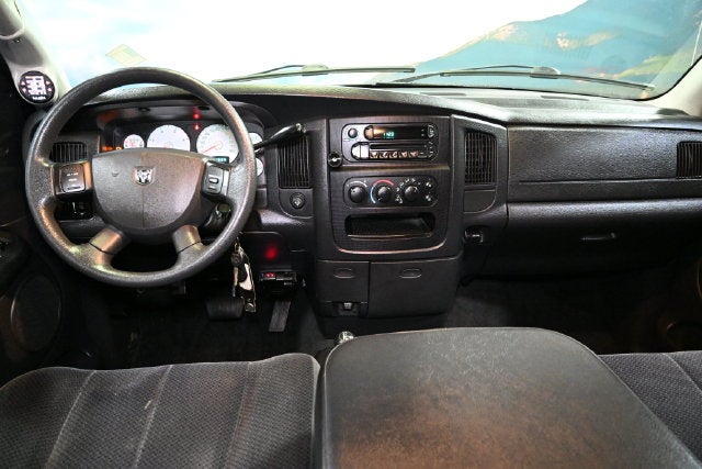 2005 Dodge Ram 3500 SLT