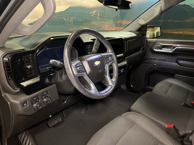 2023 Chevrolet Silverado 1500 LT LT1