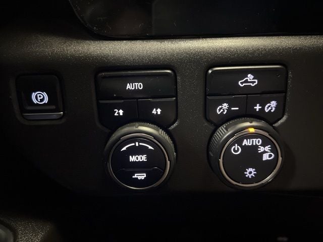 2023 Chevrolet Silverado 1500 LT LT1