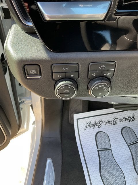 2026 Chevrolet Silverado 1500 LT LT1