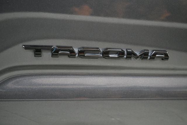 2022 Toyota Tacoma Limited V6