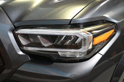 2022 Toyota Tacoma Limited V6