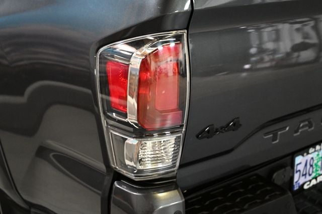 2022 Toyota Tacoma Limited V6