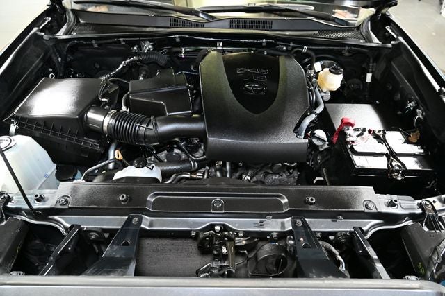 2022 Toyota Tacoma Limited V6