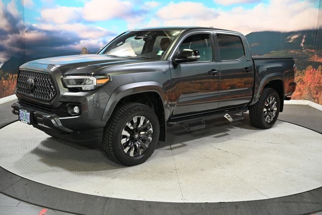 2022 Toyota Tacoma Limited V6