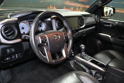 2022 Toyota Tacoma Limited V6