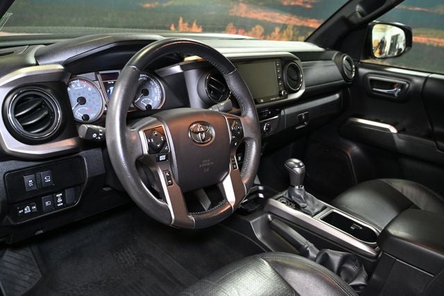 2022 Toyota Tacoma Limited V6