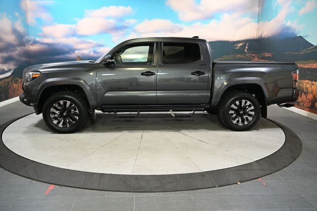 2022 Toyota Tacoma Limited V6