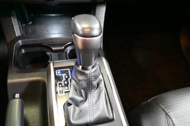 2022 Toyota Tacoma Limited V6