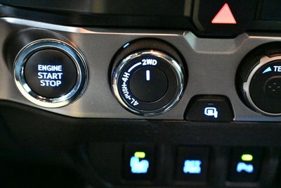 2022 Toyota Tacoma Limited V6
