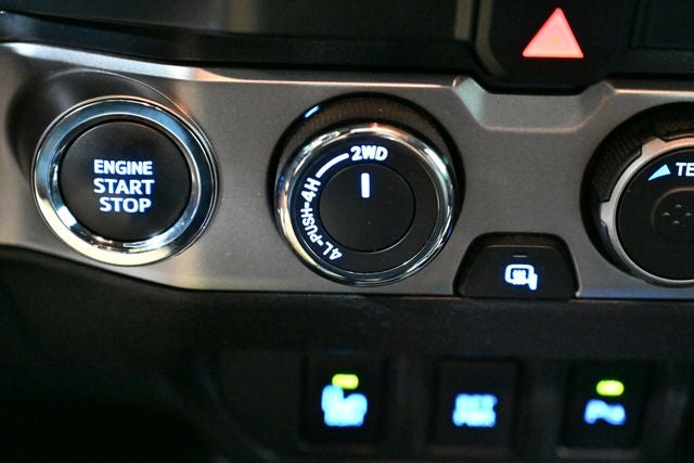 2022 Toyota Tacoma Limited V6