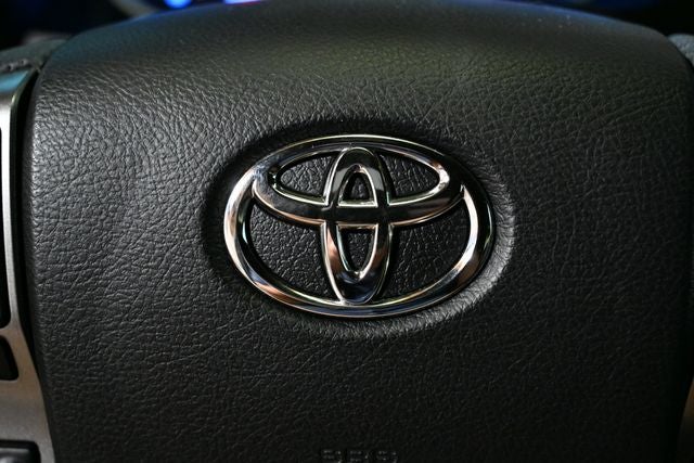 2022 Toyota Tacoma Limited V6