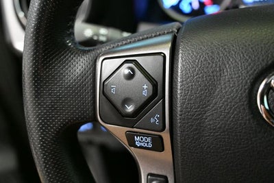 2022 Toyota Tacoma Limited V6