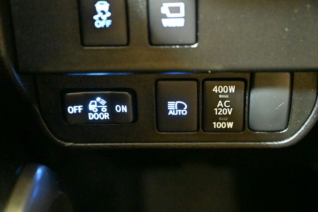 2022 Toyota Tacoma Limited V6