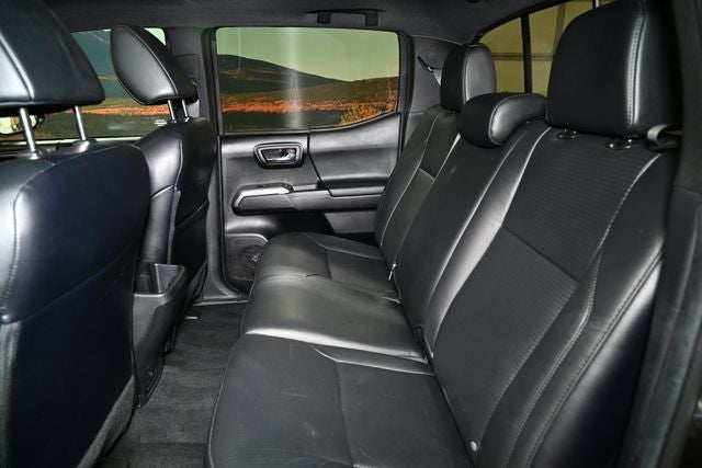 2022 Toyota Tacoma Limited V6