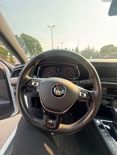 2019 Volkswagen Jetta R-Line
