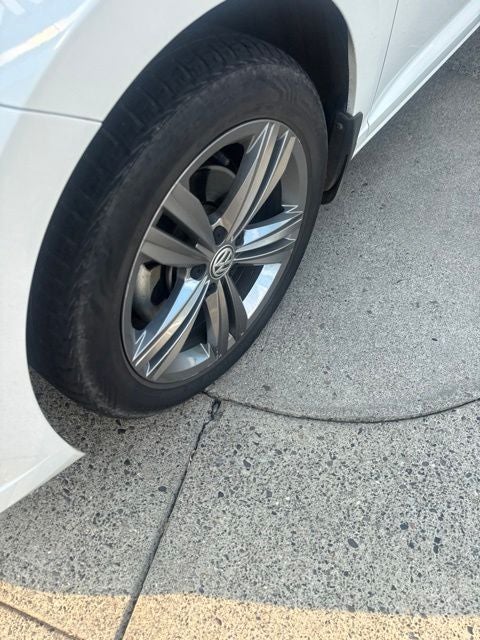 2019 Volkswagen Jetta R-Line