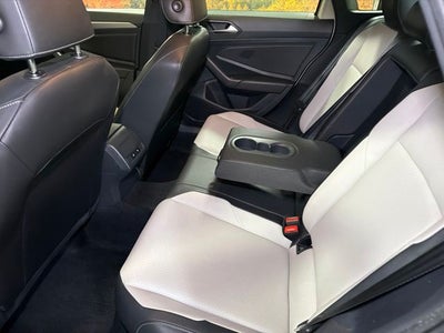 2019 Volkswagen Jetta R-Line