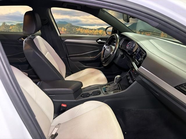 2019 Volkswagen Jetta R-Line