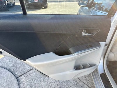 2013 Toyota Camry Hybrid LE