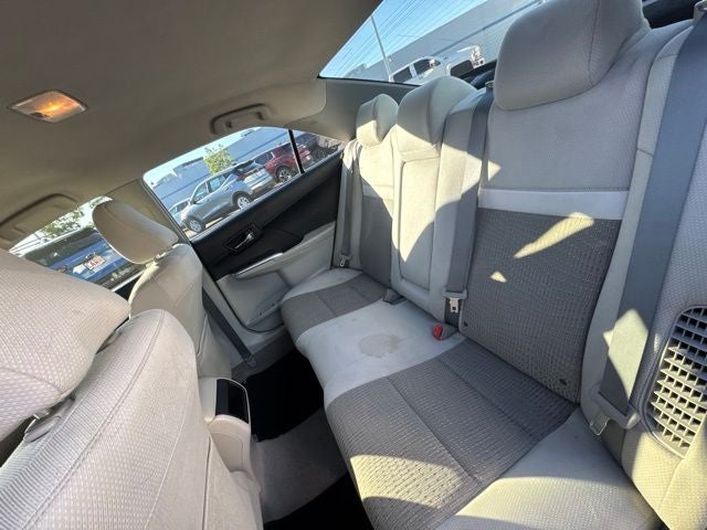2013 Toyota Camry Hybrid LE