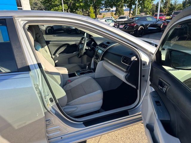 2013 Toyota Camry Hybrid LE