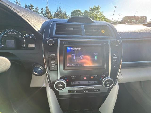 2013 Toyota Camry Hybrid LE