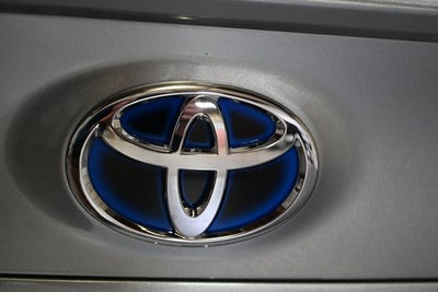2023 Toyota Camry Hybrid SE