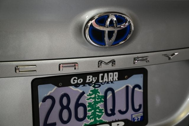 2023 Toyota Camry Hybrid SE