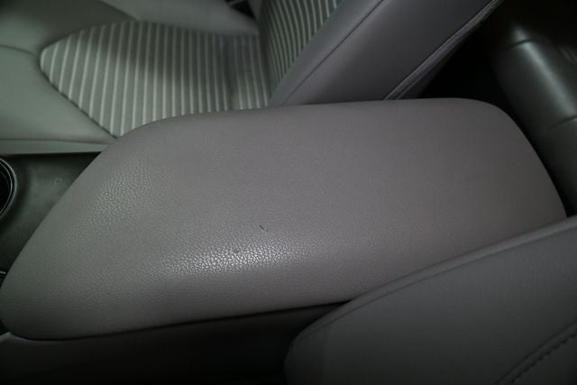 2023 Toyota Camry Hybrid SE