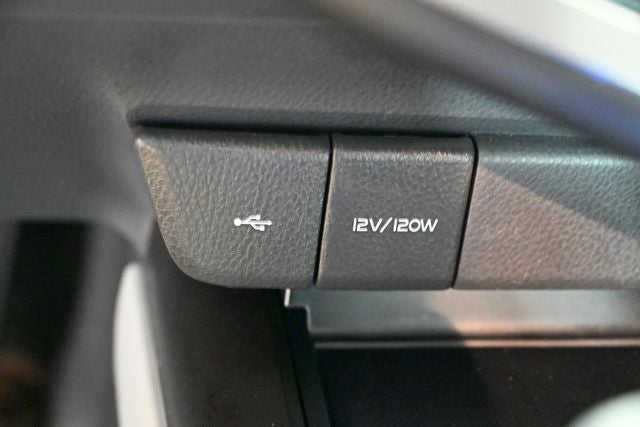 2023 Toyota Camry Hybrid SE
