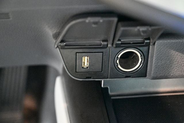 2023 Toyota Camry Hybrid SE