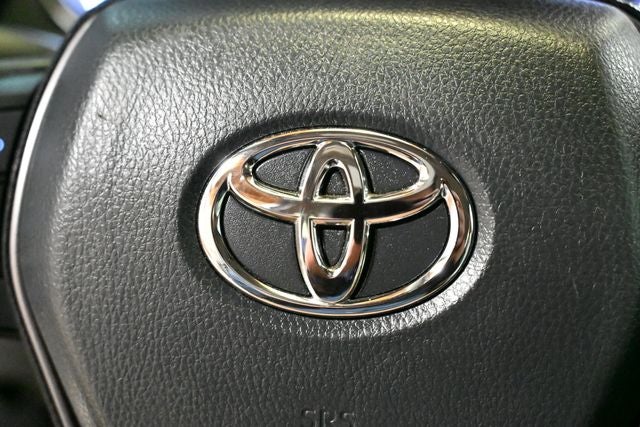 2023 Toyota Camry Hybrid SE