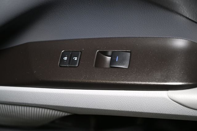 2023 Toyota Camry Hybrid SE