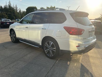 2018 Nissan Pathfinder Platinum