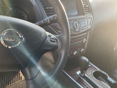 2018 Nissan Pathfinder Platinum