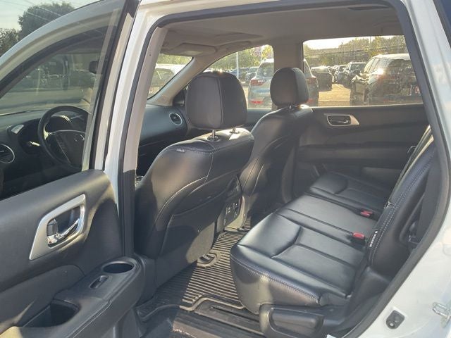 2018 Nissan Pathfinder Platinum