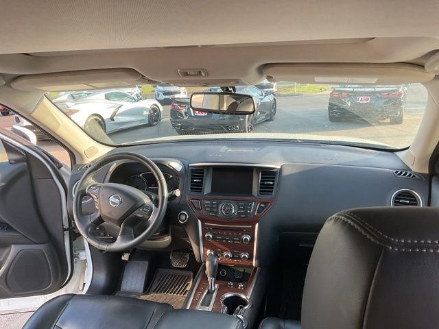 2018 Nissan Pathfinder Platinum