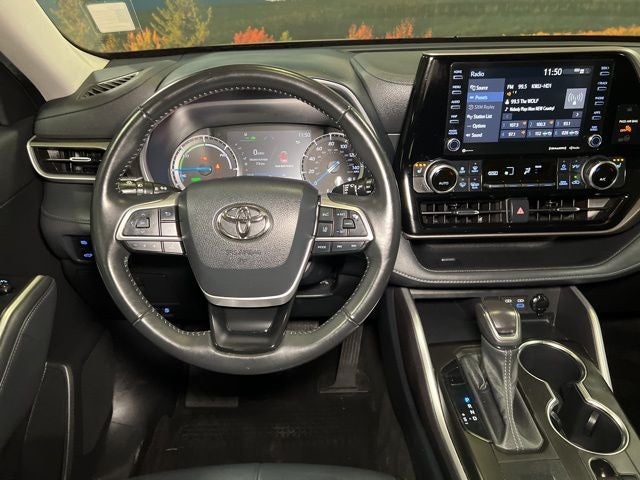 2022 Toyota Highlander Hybrid XLE